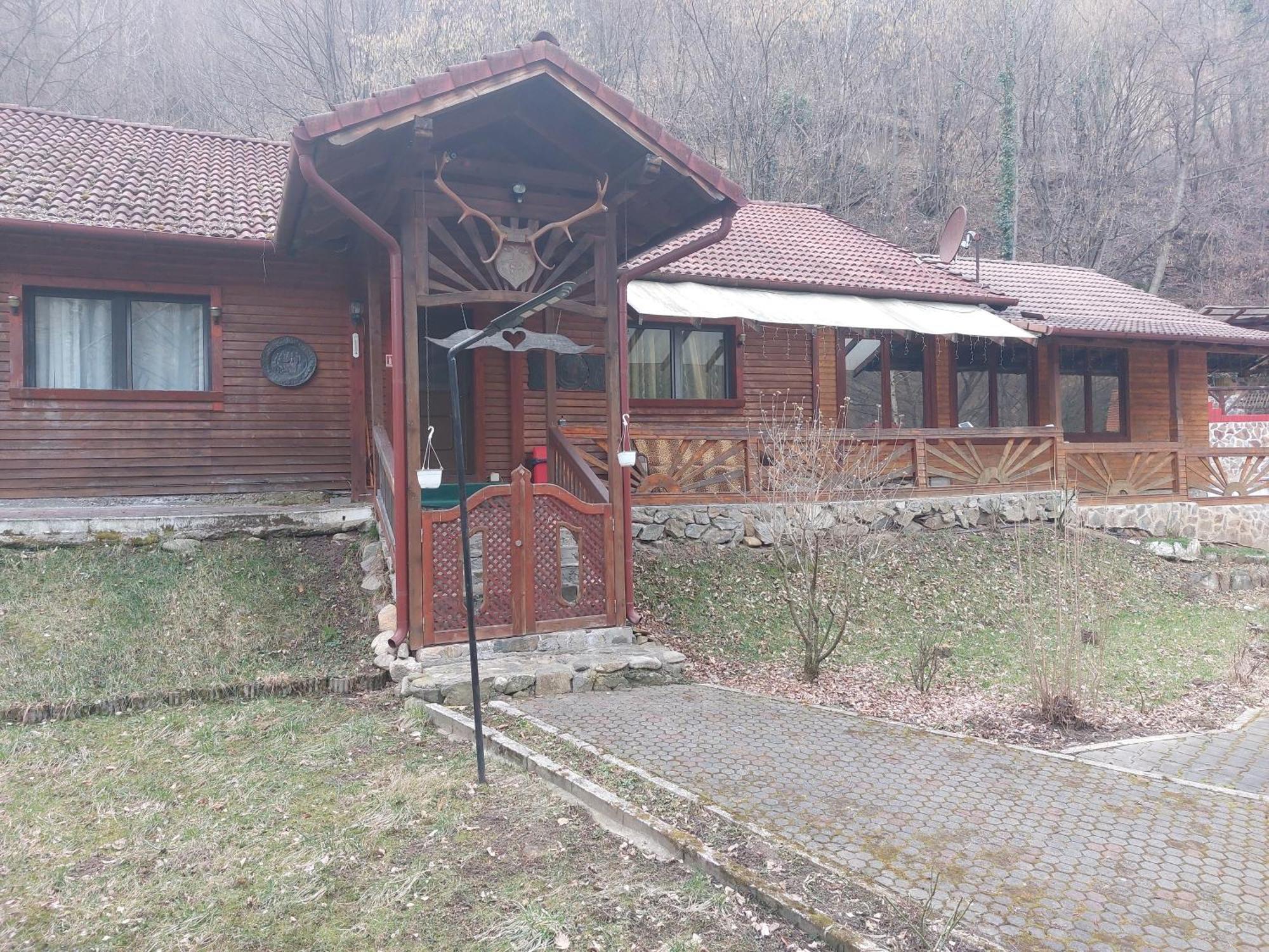 Complex Turcana Transalpina Şugag المظهر الخارجي الصورة